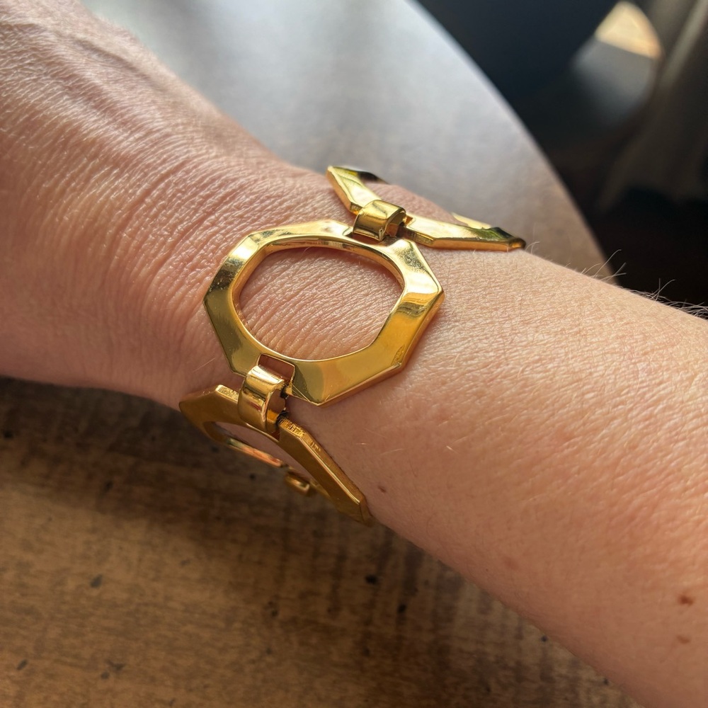 Crown Trifari Gold Geometric Link Bracelet for Women